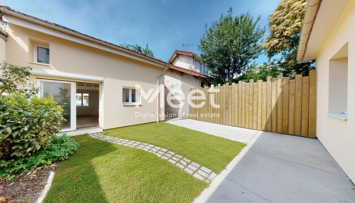 Maison à IVRY-SUR-SEINE