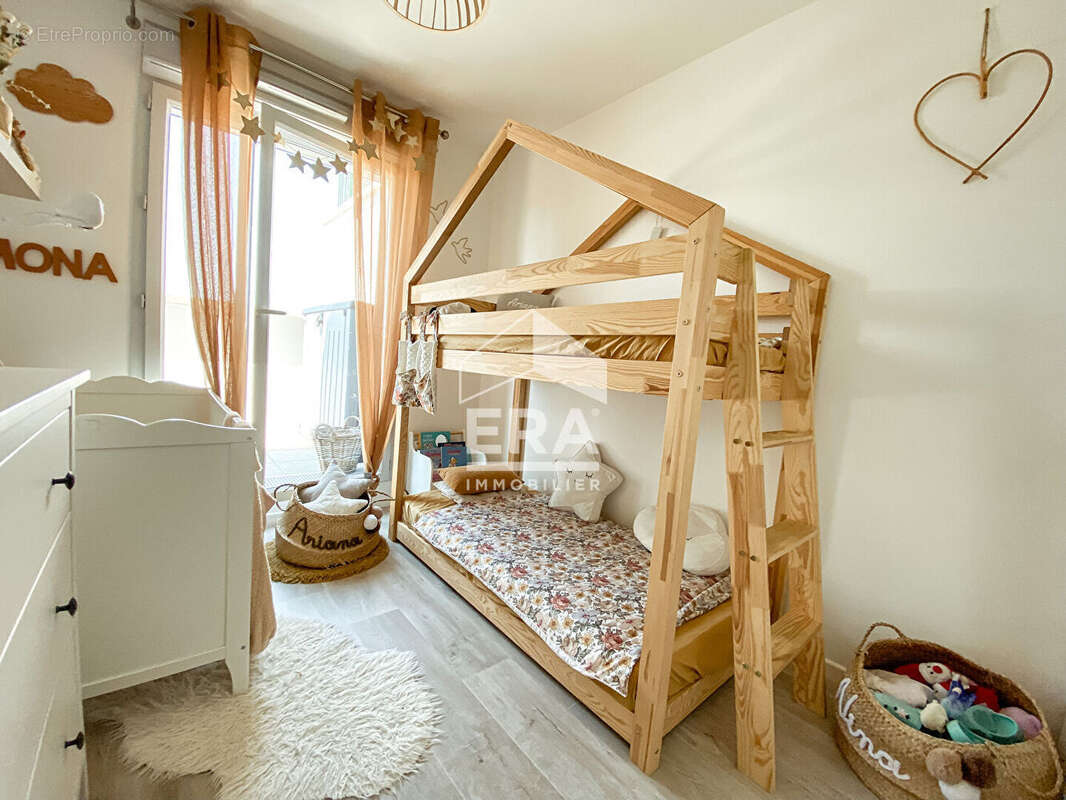 Appartement à SARTROUVILLE