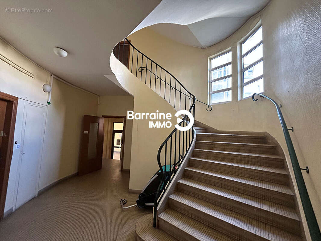 A vendre barraine immo - appartement t3 avec cave ? secteur cours dajot ? brest - pz00lm3-zr - photo 16