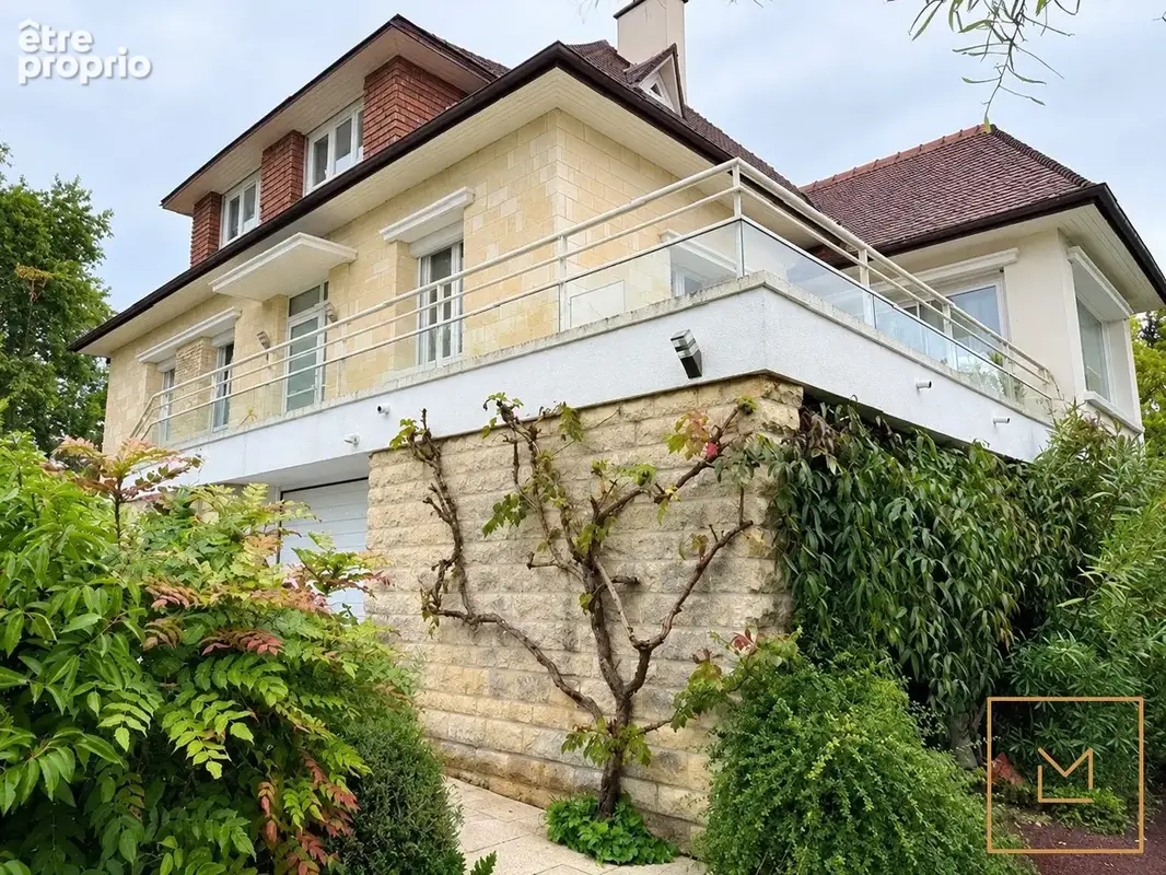 Maison 11 pièces 201 m² à vendre à Caen (14000) - photo 3