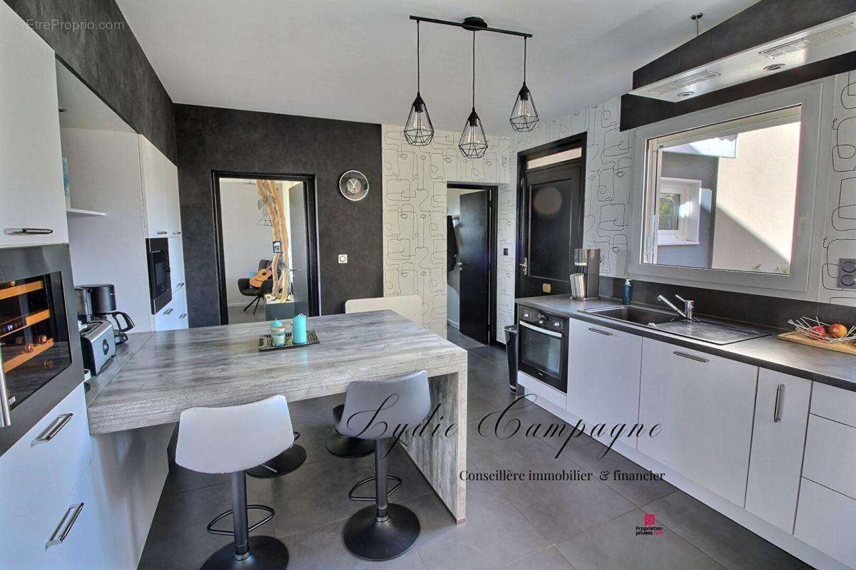 Maison à SAINT-GALMIER