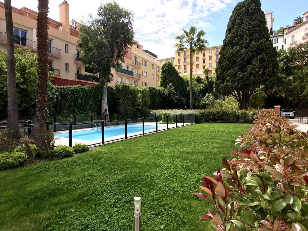 Appartement à MENTON