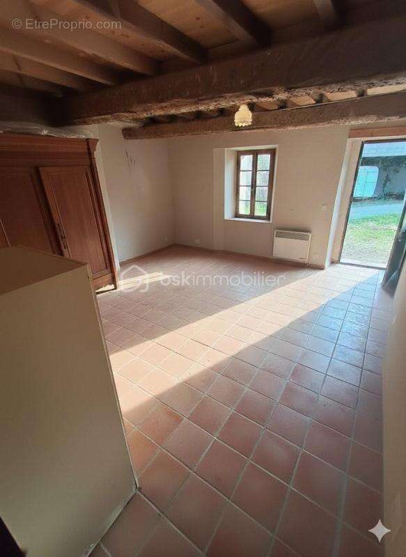 Maison de village non mitoyenne à Sentenac-de-Sérou 105m² habitables 4 pièces - photo 9