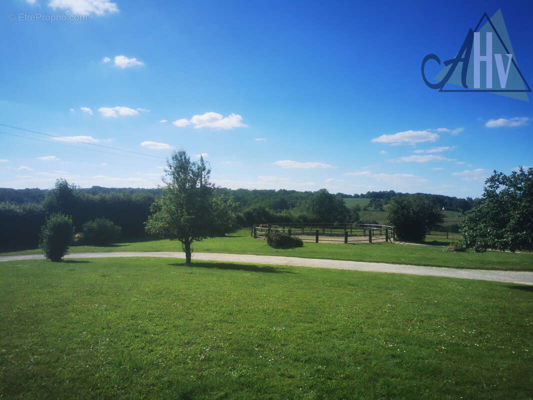 Maison à COULOMMIERS