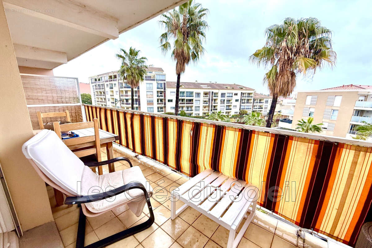 Appartement à HYERES