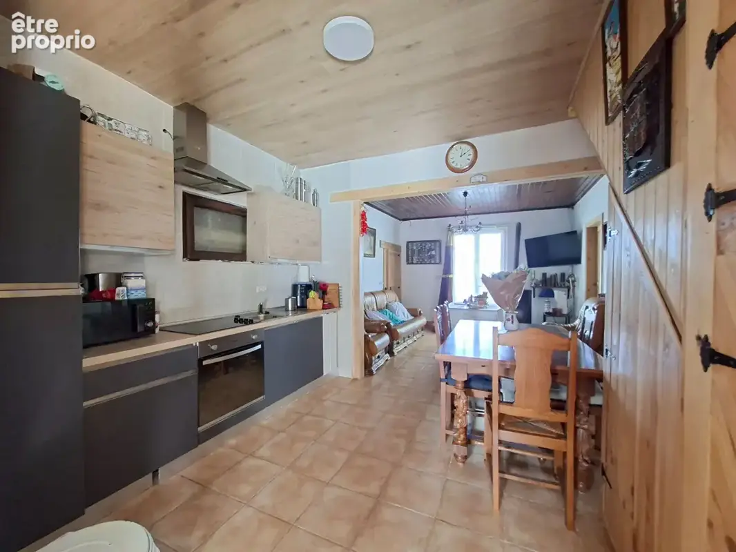 A vendre, maison à VIELLE avec appartement type 2 attenant - photo 2