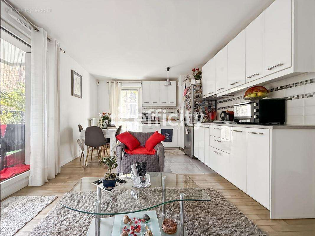 Appartement à ASNIERES-SUR-SEINE