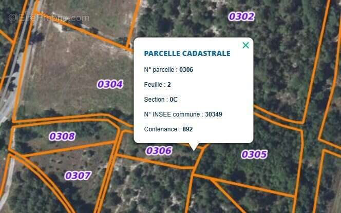 LA LAUSE  - Terrain à VIC-LE-FESQ