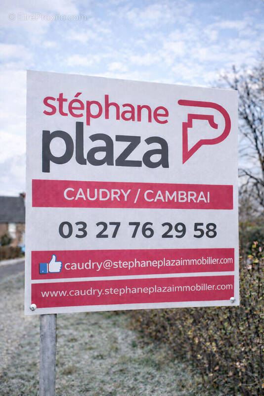 Terrain à LANDRECIES