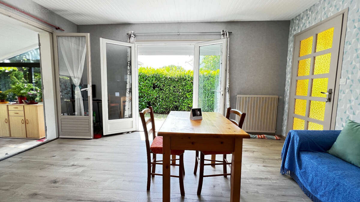 Maison centre-ville de Semussac - photo 6