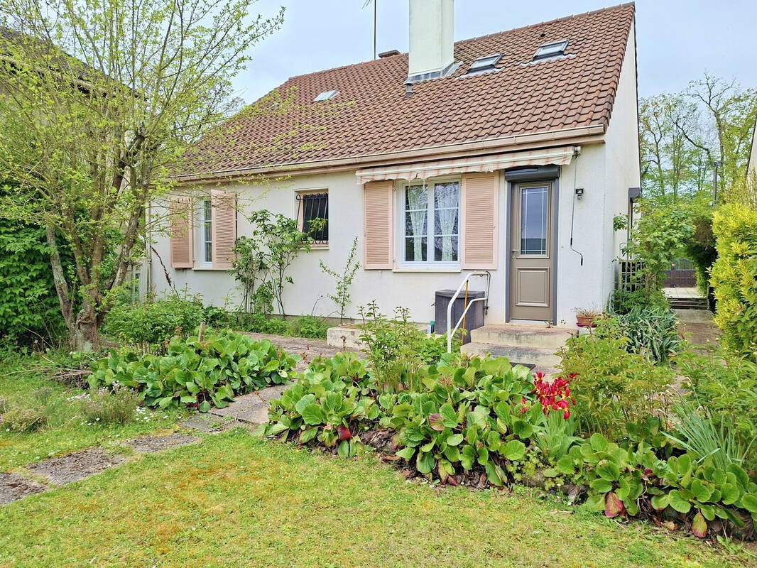 Maison à OSNY