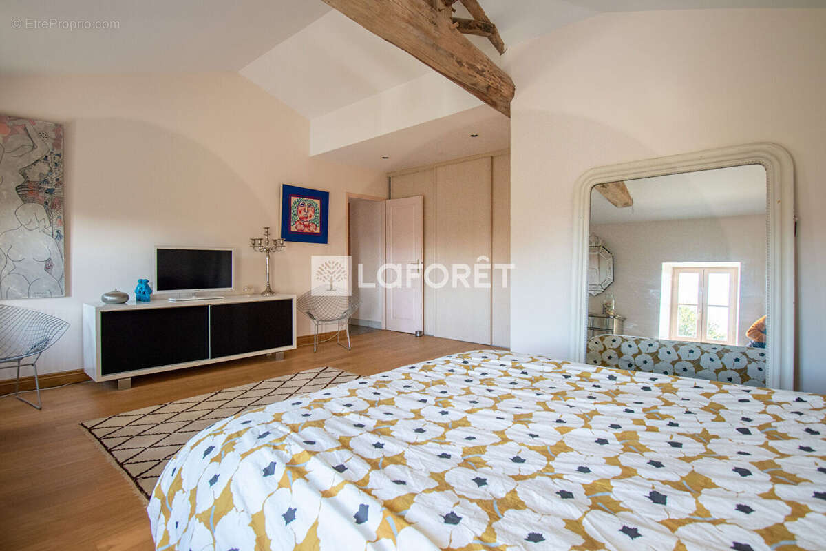 Maison à SAINT-DENIS-DU-PIN