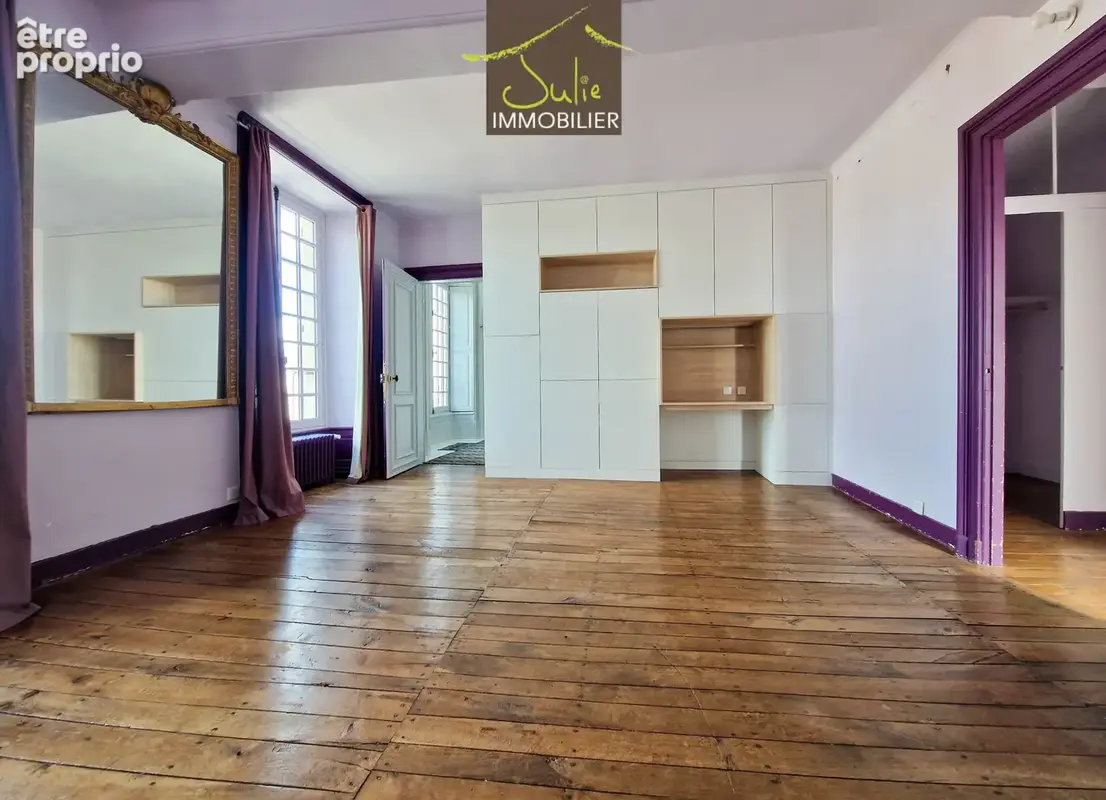 Demeure d'exception en plein coeur de bressuire - 304m2 habitables avec jardin et garages - photo 12