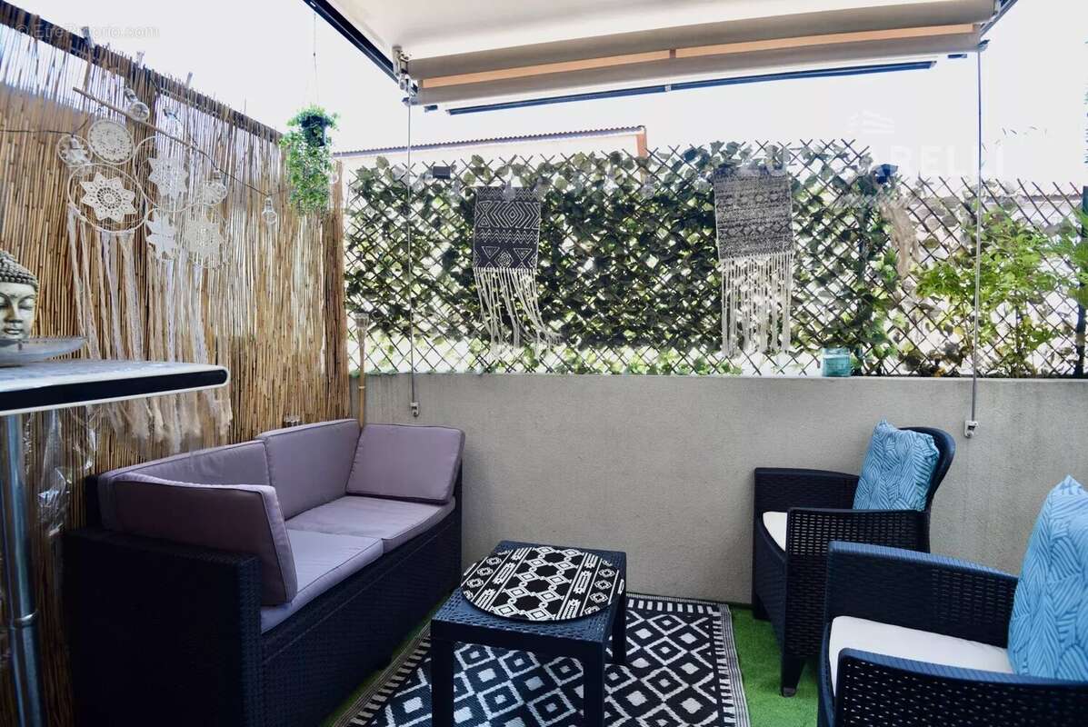 Appartement à SAINT-MARTIN-DU-VAR