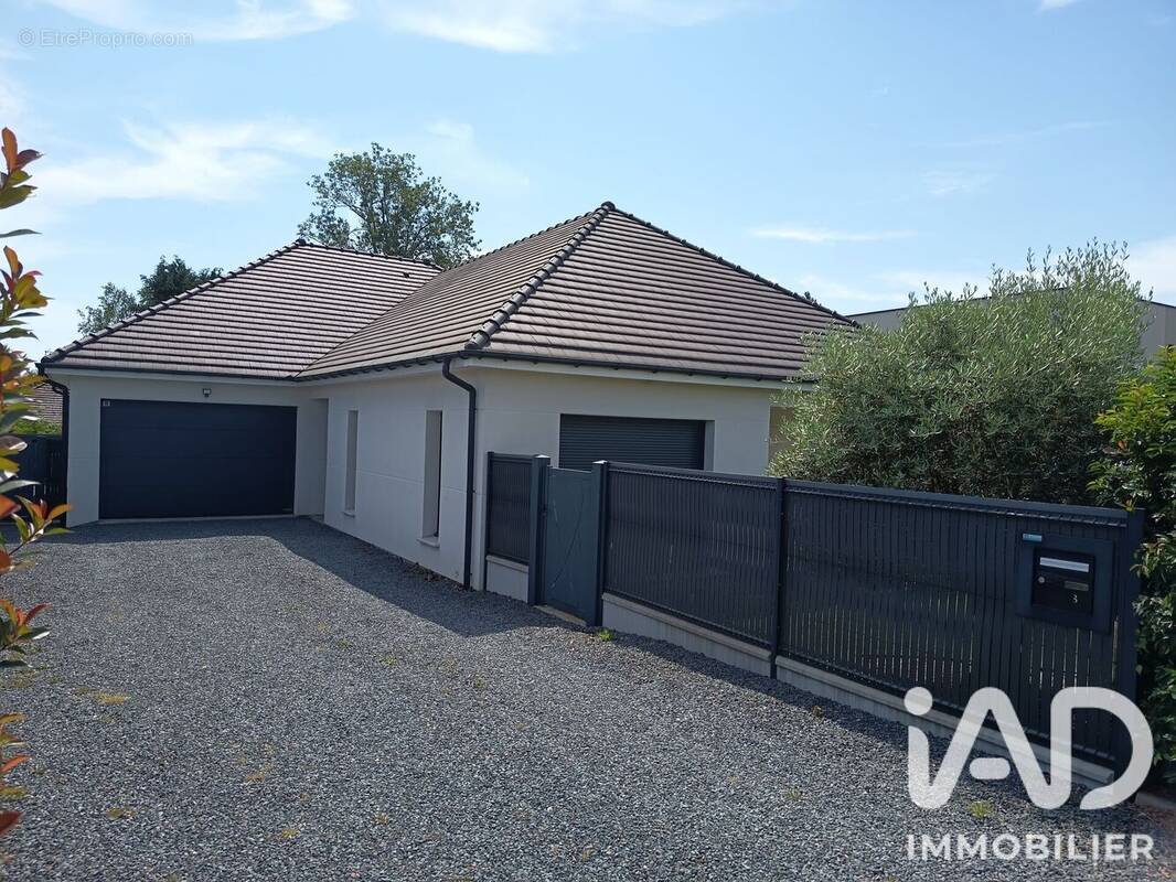 Photo 1 - Maison à QUINCAMPOIX