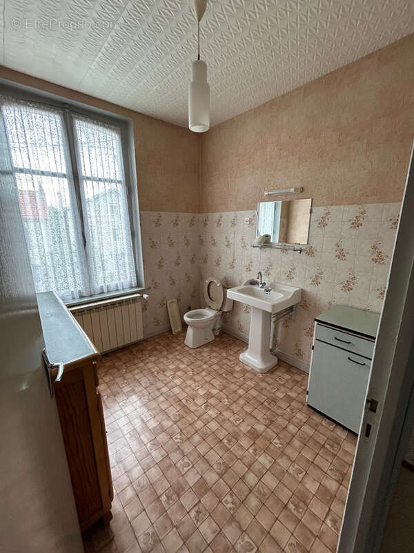 Maison à DAMELEVIERES