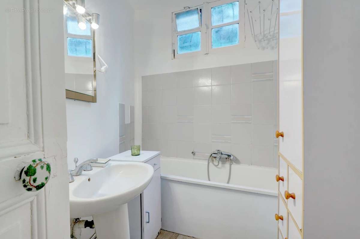 Appartement à SURESNES