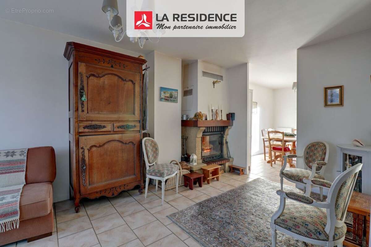 Maison à VILLIERS-SAINT-FREDERIC