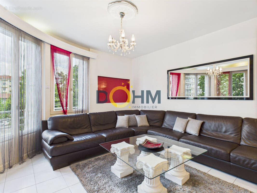 Appartement à SAINT-ETIENNE