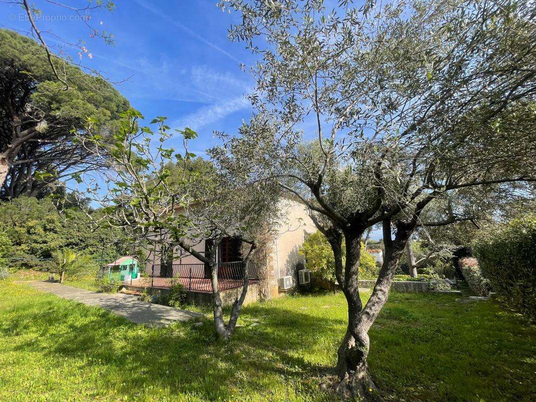 Maison à LA SEYNE-SUR-MER