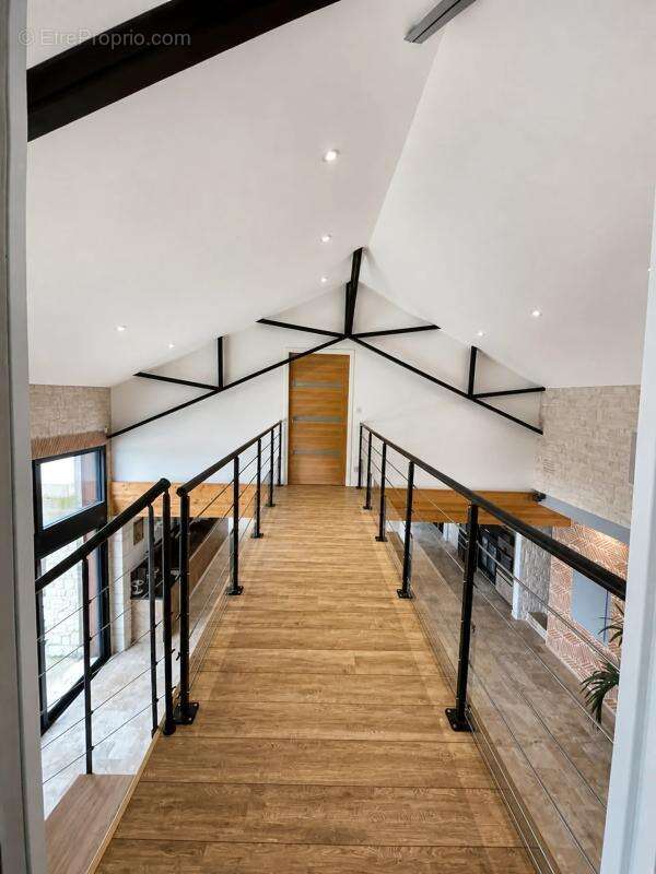 Villa de 12 pièces de 650 m² à Saint-Nexans - photo 19