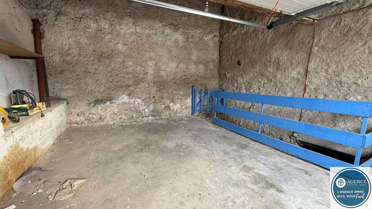 Maison à SAINT-MAURICE-L'EXIL