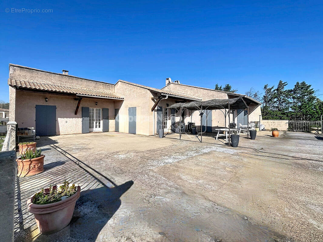 Maison à CHATEAUNEUF-DU-PAPE