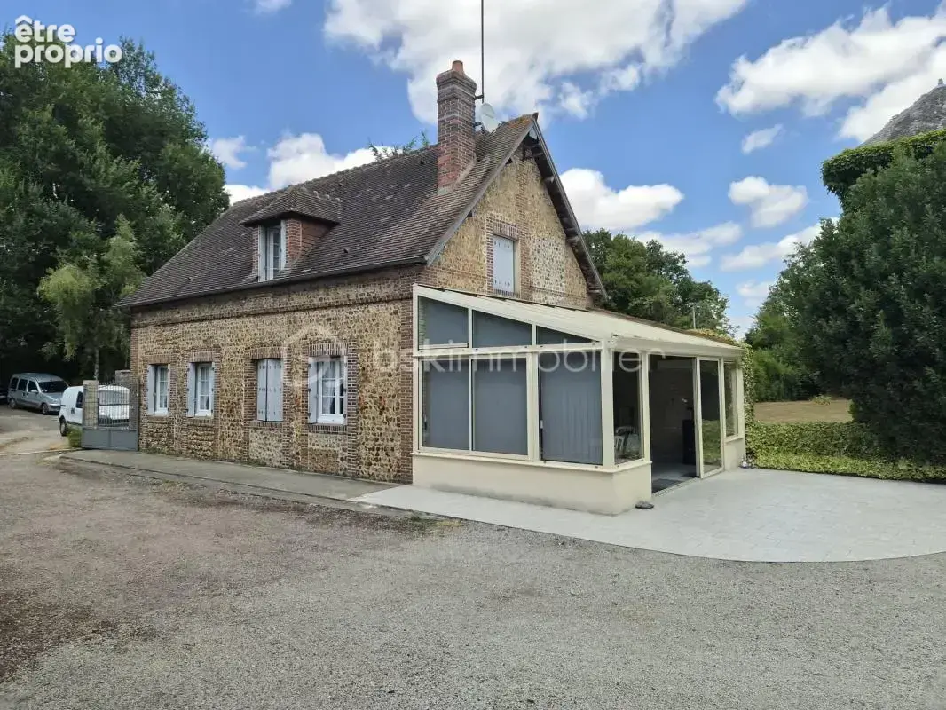 Maison à SAINT-SULPICE-SUR-RISLE