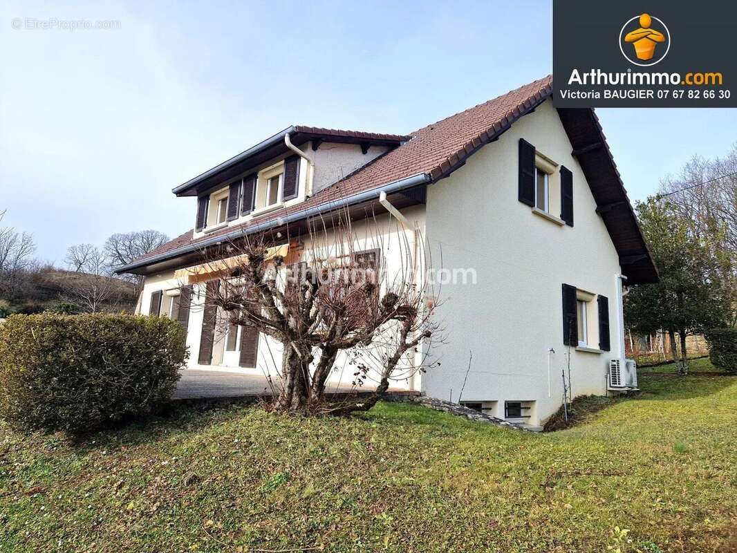 Maison à LONS-LE-SAUNIER