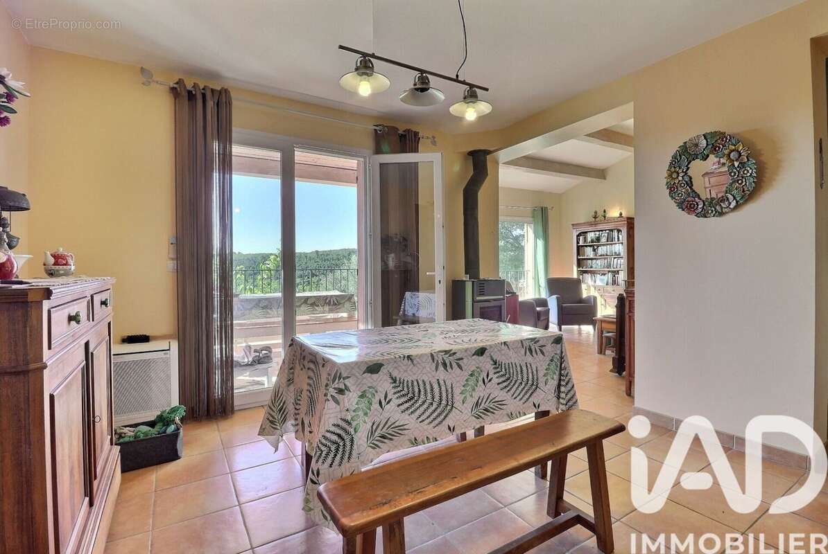 Maison 87 m² à Artignosc-Sur-Verdon  - photo 6