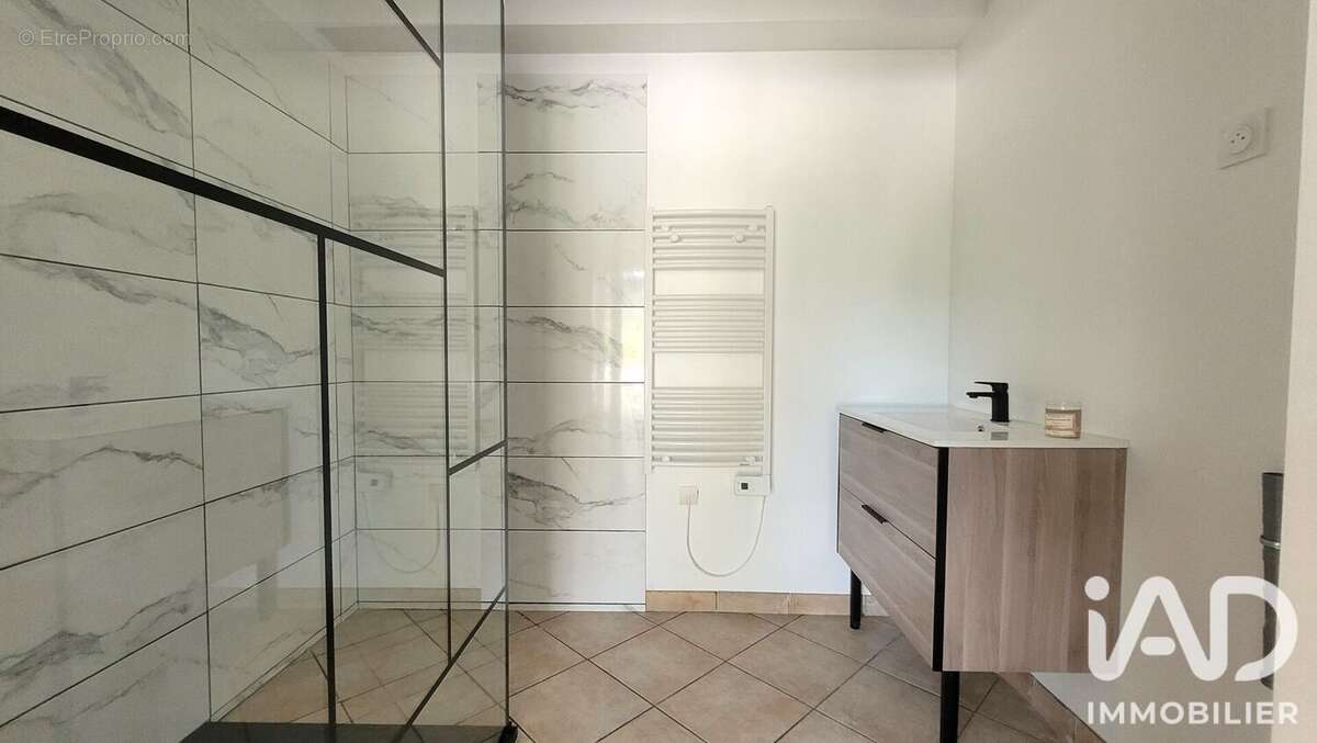 Photo 7 - Appartement à SAINTE-CROIX-DU-VERDON