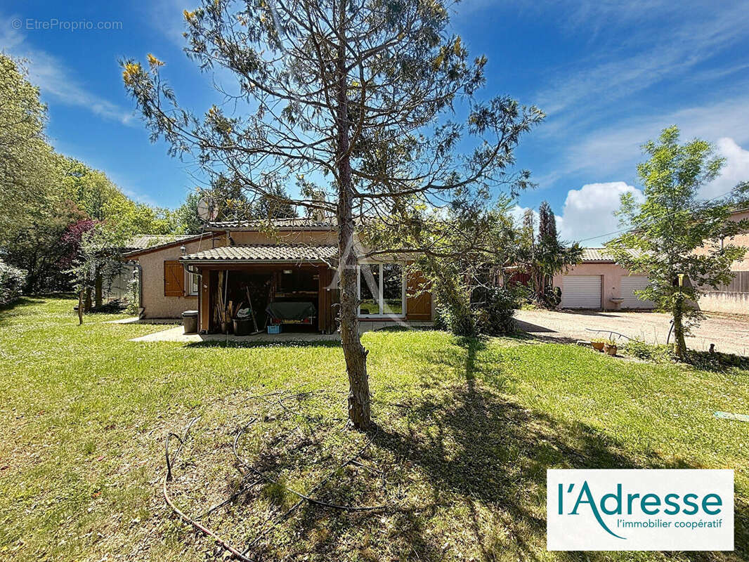 Maison à BRUGUIERES