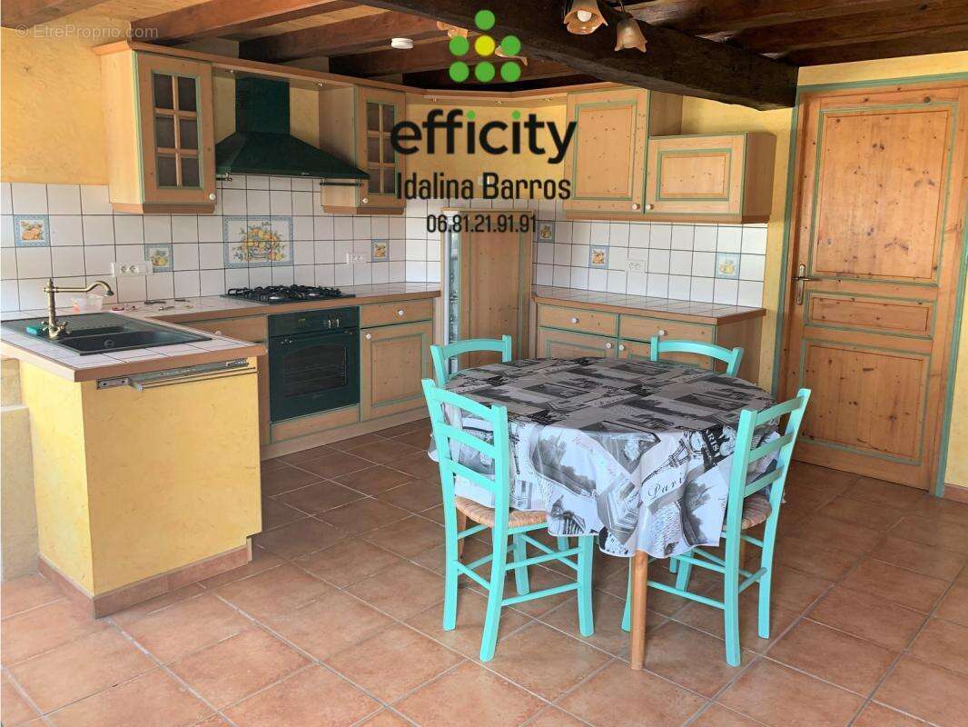 Maison à ROMAZIERES