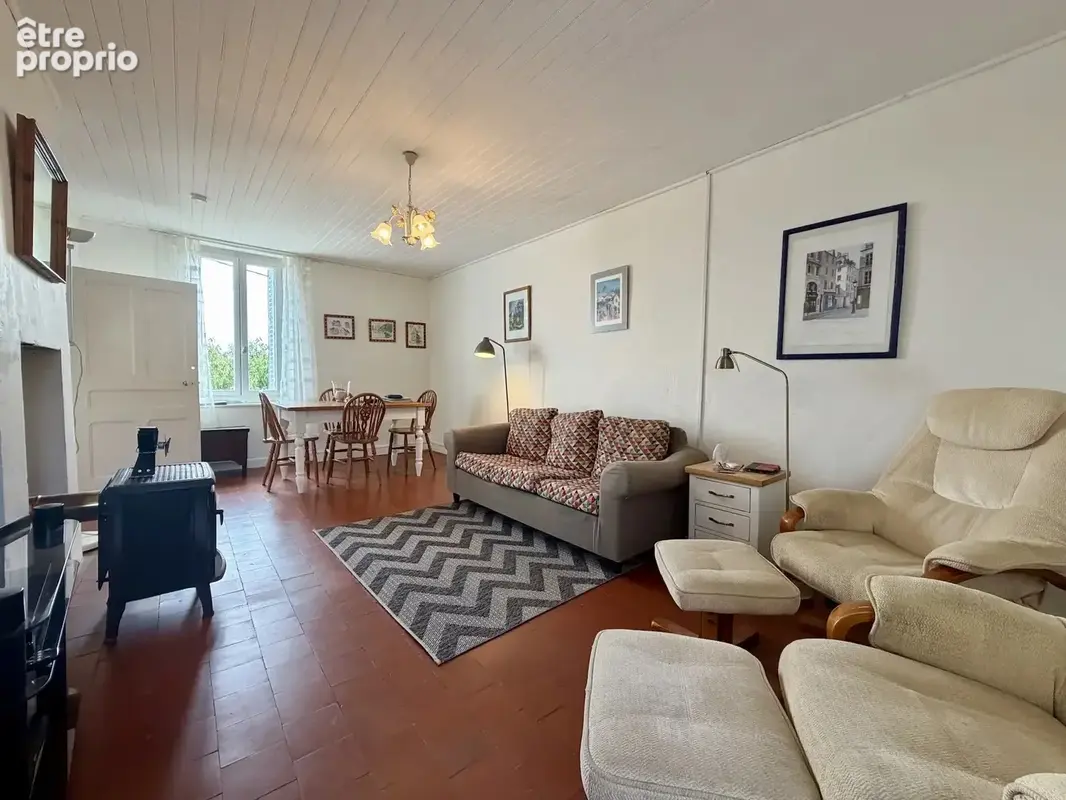 Maison indépendante avec grand terrain à vendre à Roussillon-en-Morvan - photo 6