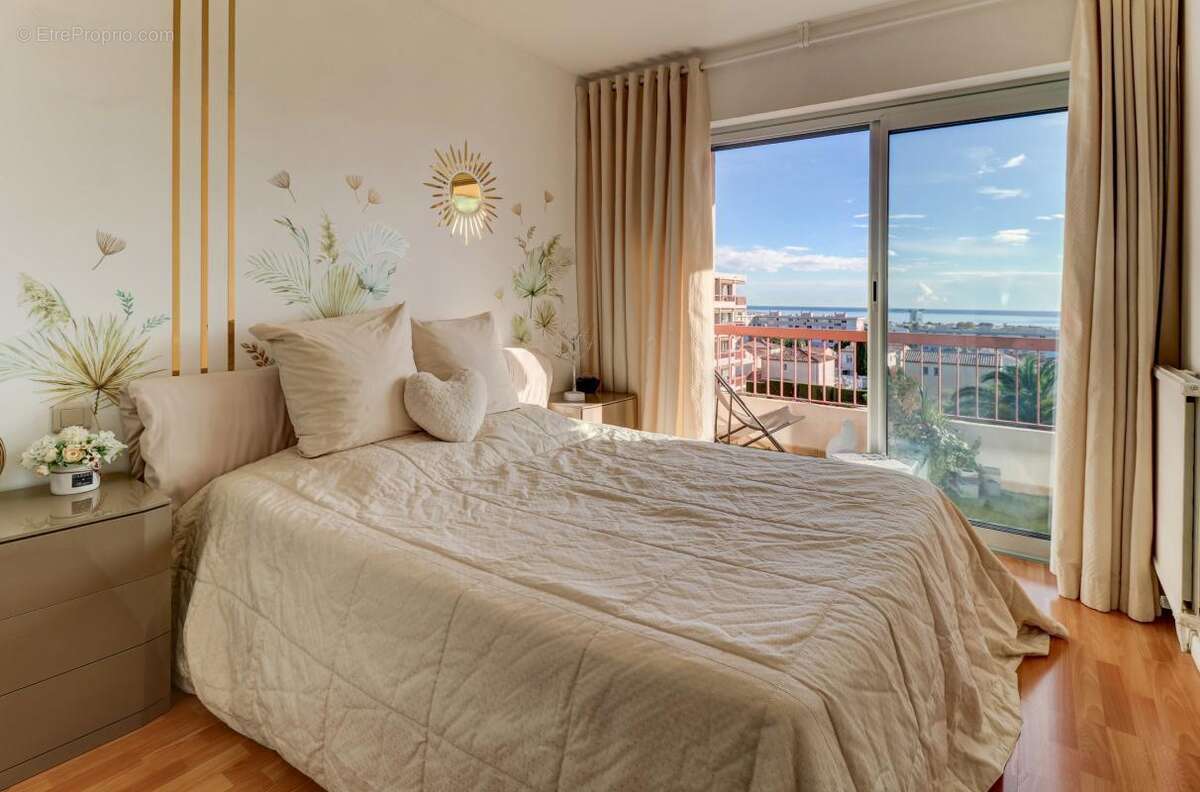 Appartement à CAGNES-SUR-MER