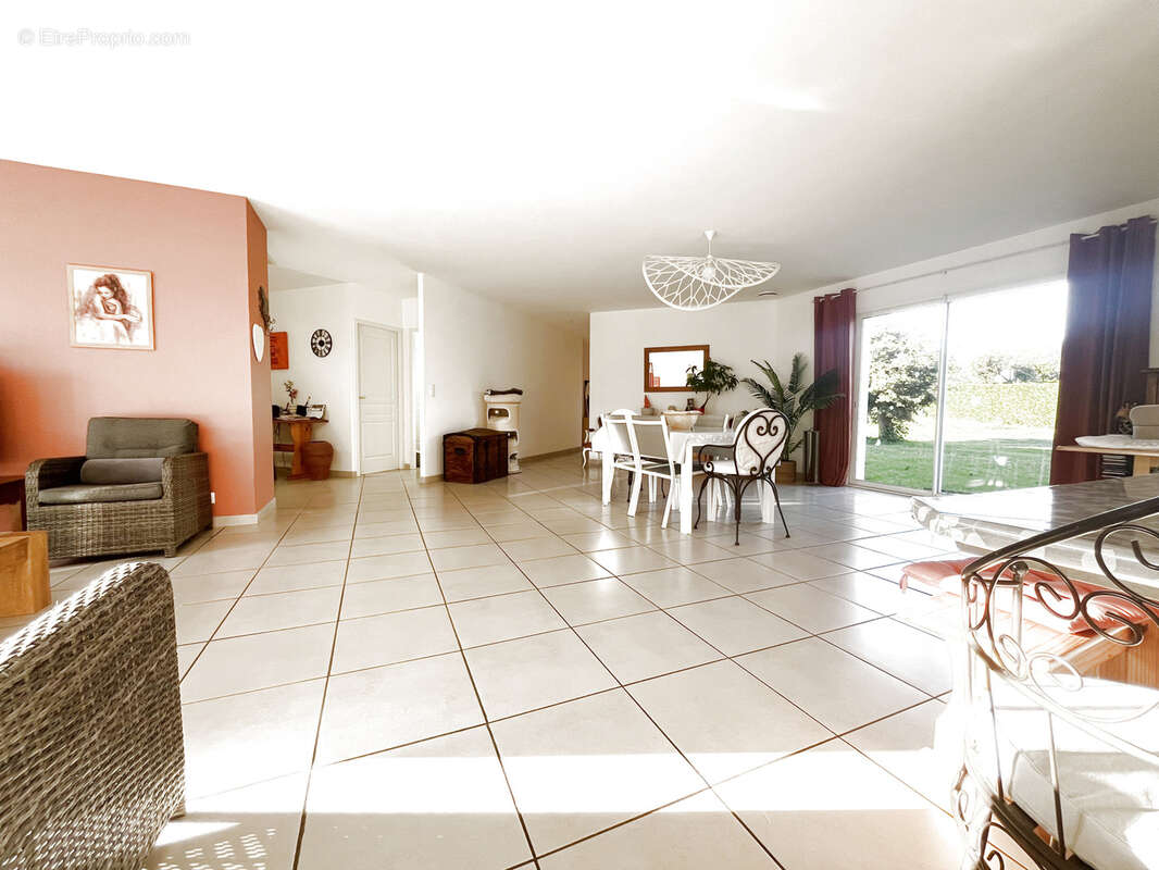 Maison à PEYREHORADE