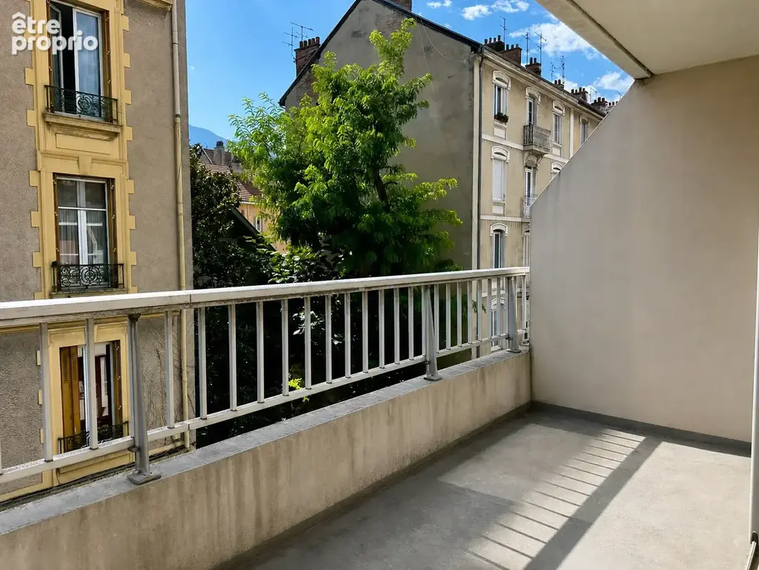Photo Appartement à Grenoble au prix de 71 000€