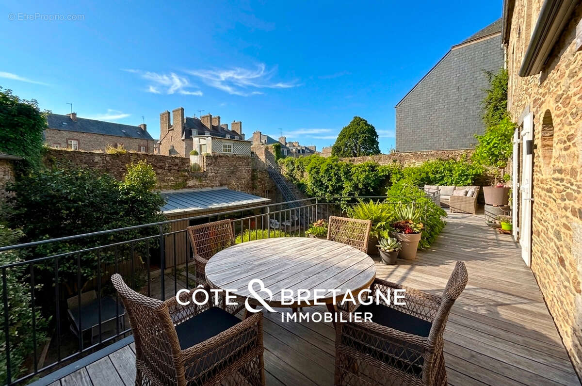 Maison à DINAN