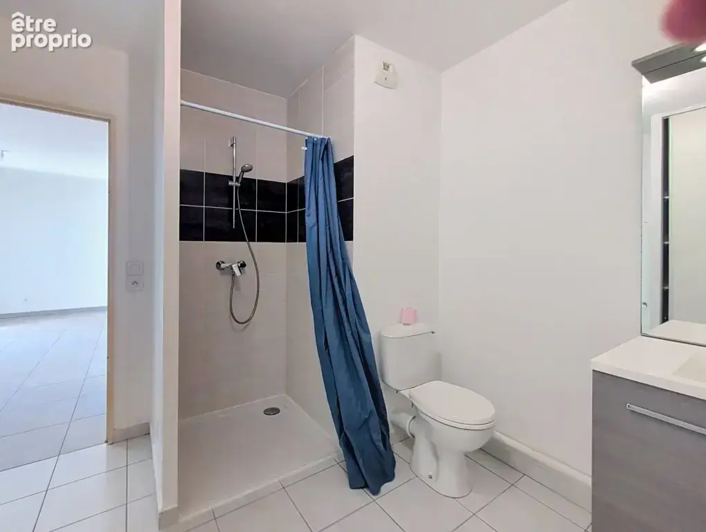 Appartement T2 43m2 au 3ème étage avec garage et balcon - photo 5