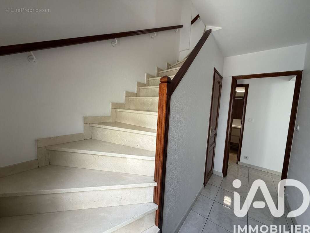 Photo 2 - Maison à BOURG-LA-REINE