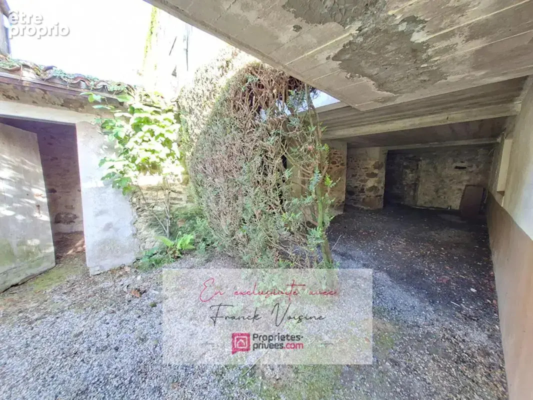 A VENDRE en EXCLUSIVITE au Boupère, centre bourg, maison de 109 m2 avec 4 chambres et 1 bureau sur une parcelle de 291 m2 - photo 14