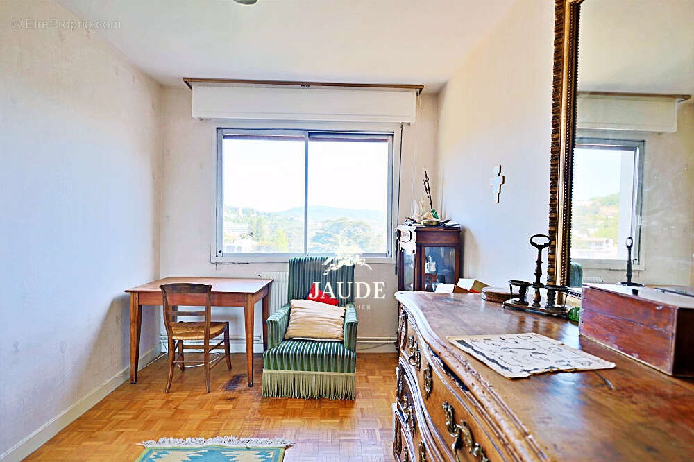 Appartement à CHAMALIERES