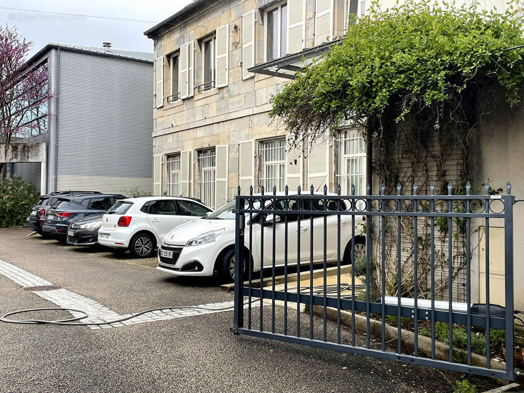 Parking à BESANCON