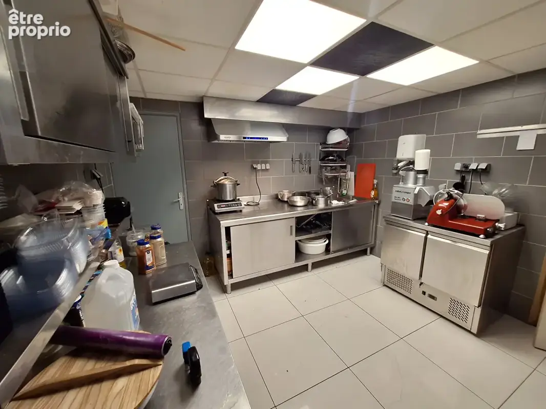 Maison  + local commercial 204 m² à vendre à Gréasque - photo 12