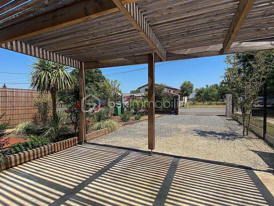 Maison à LE HAILLAN