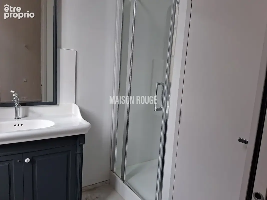 Très bel appartement,186m², 7 pièces, excellent état, à proximité de la cathédrale de Rennes - photo 22