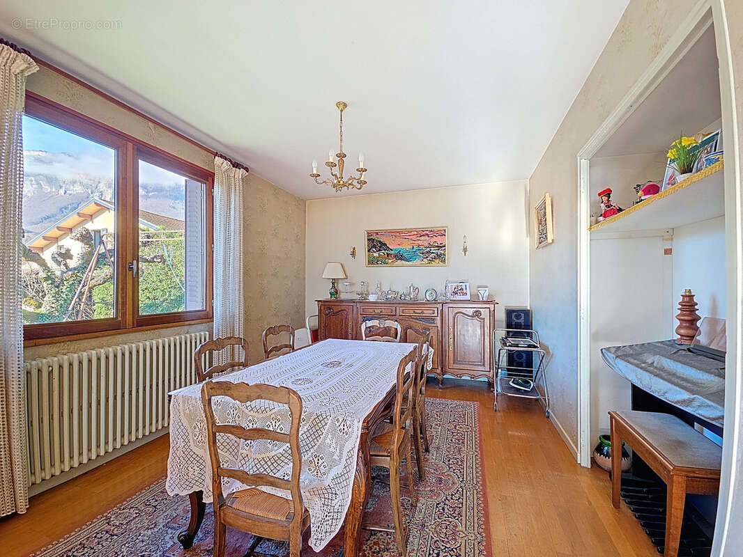 Maison à SAINT-ISMIER