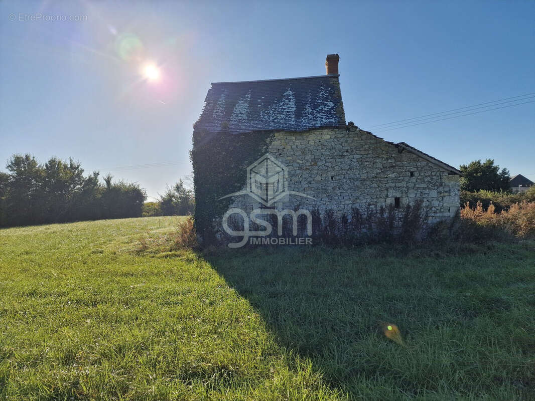 Terrain à VILLEPERDUE