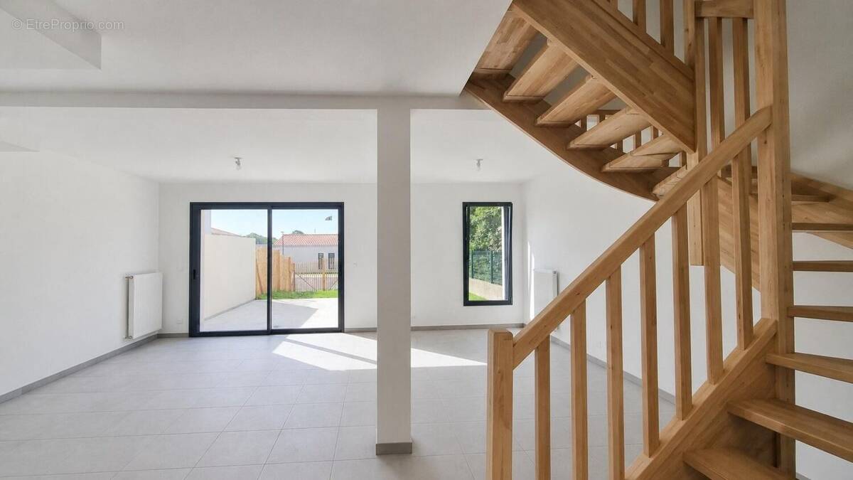 Photo 1 - Maison à SAINTE-FLAIVE-DES-LOUPS