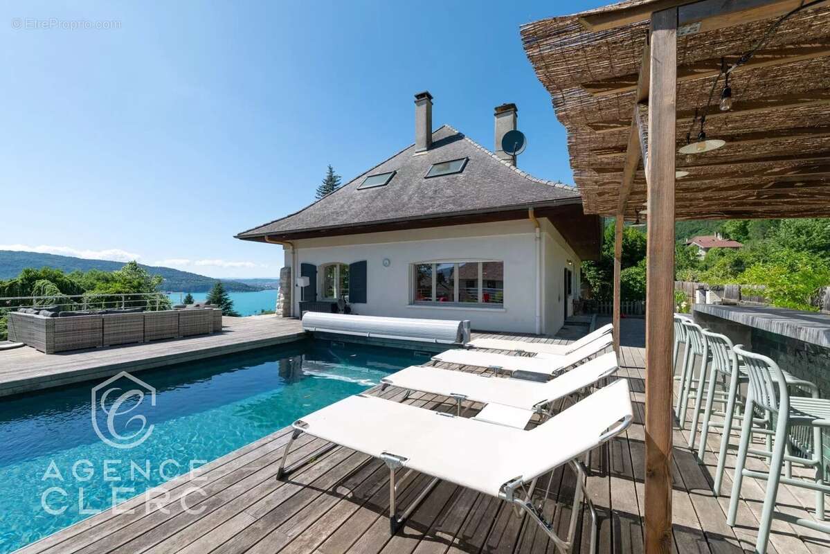 Maison à VEYRIER-DU-LAC